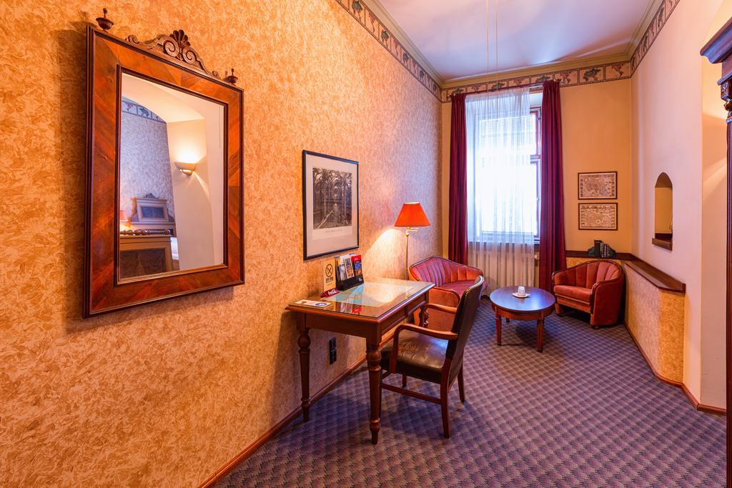 Hotel Continental Plzen Exterior photo