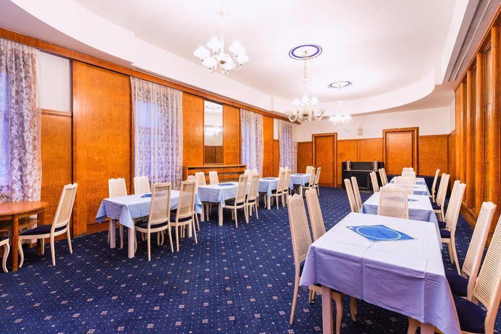Hotel Continental Plzen Exterior photo